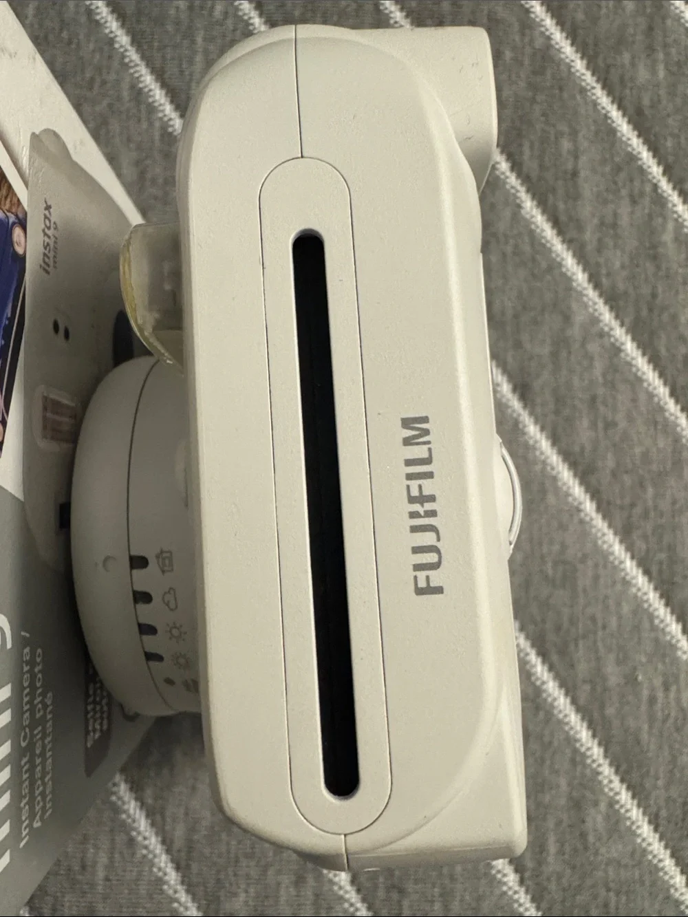 Fujifilm instax mini 9 Instant Camera - Cream White